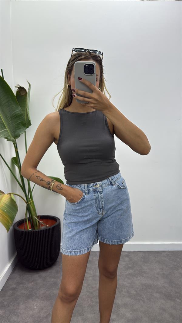 Sıfır Yaka Kolsuz Bluz