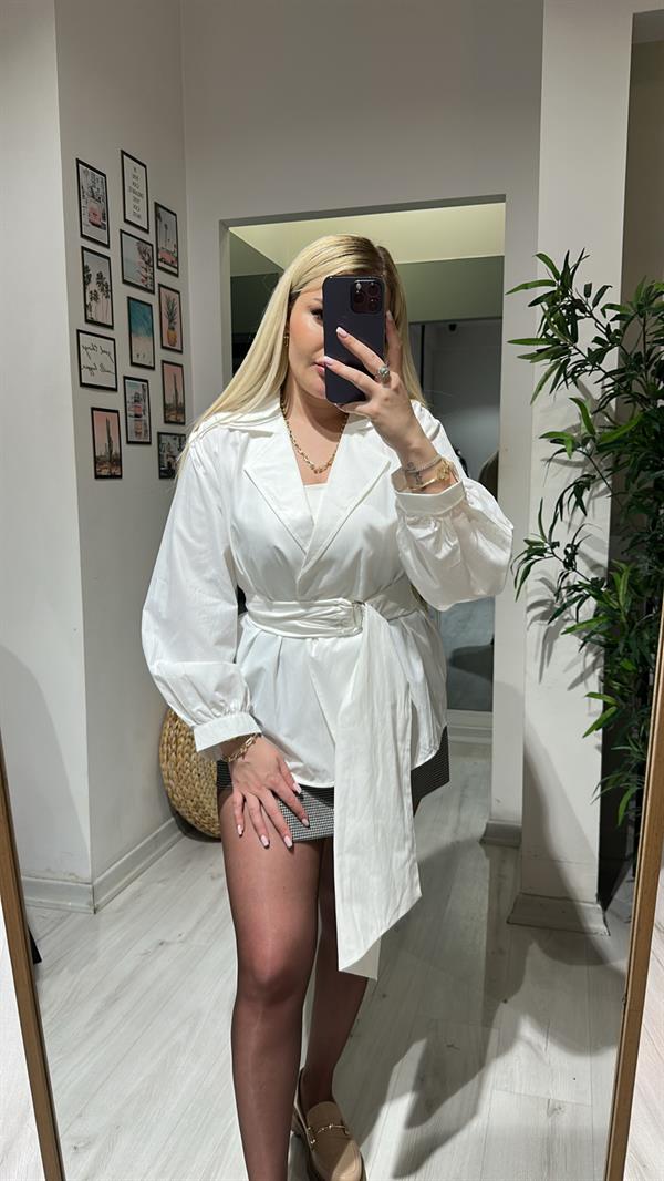 Tasarım Kuşaklı Gömlek