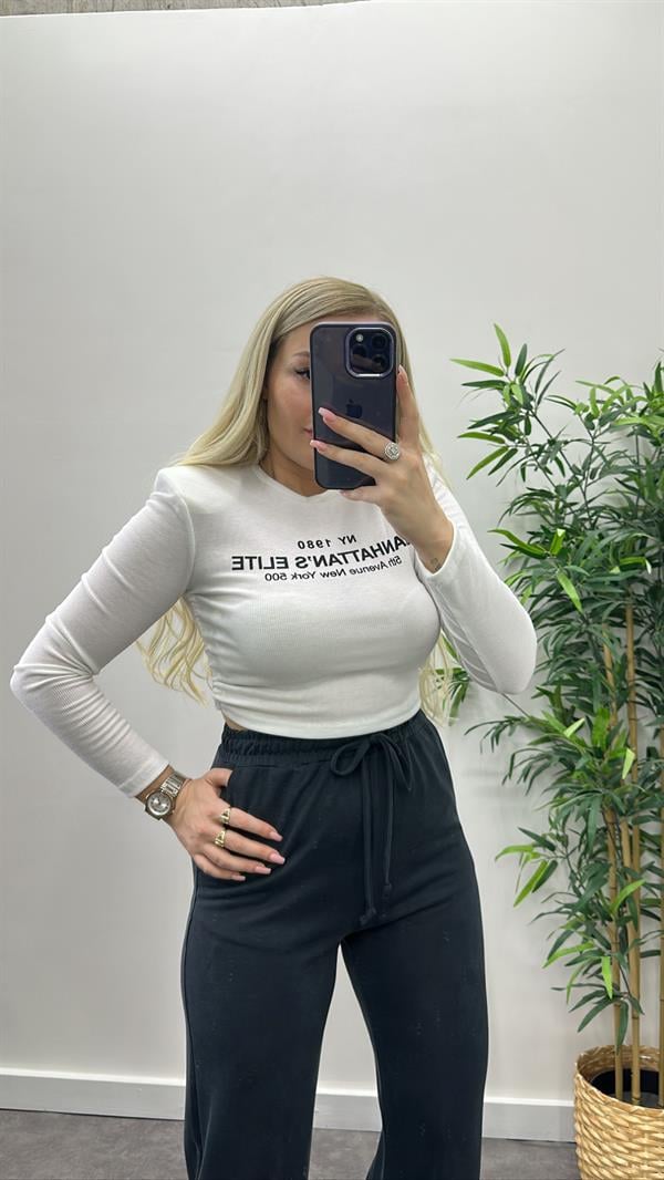 Yazı Detay Bağcıklı Bluz