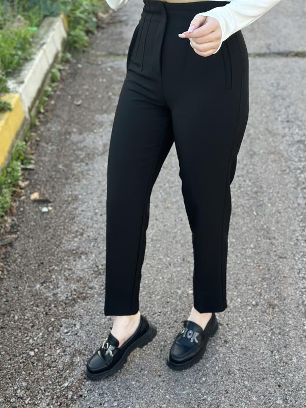 Önü Flatolu Kumaş Pantalon