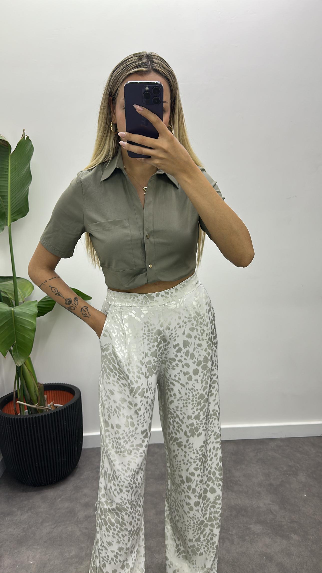 Cep Detay Crop Gömlek