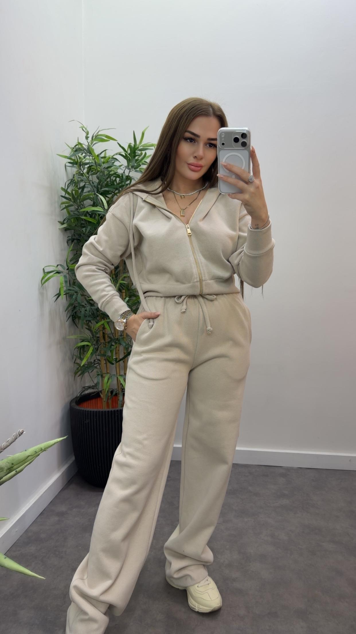 Kapşonlu Triko Takım