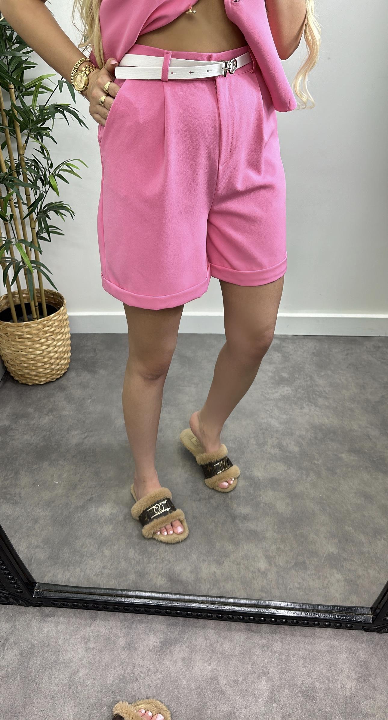 Kemerli Kumaş Şort