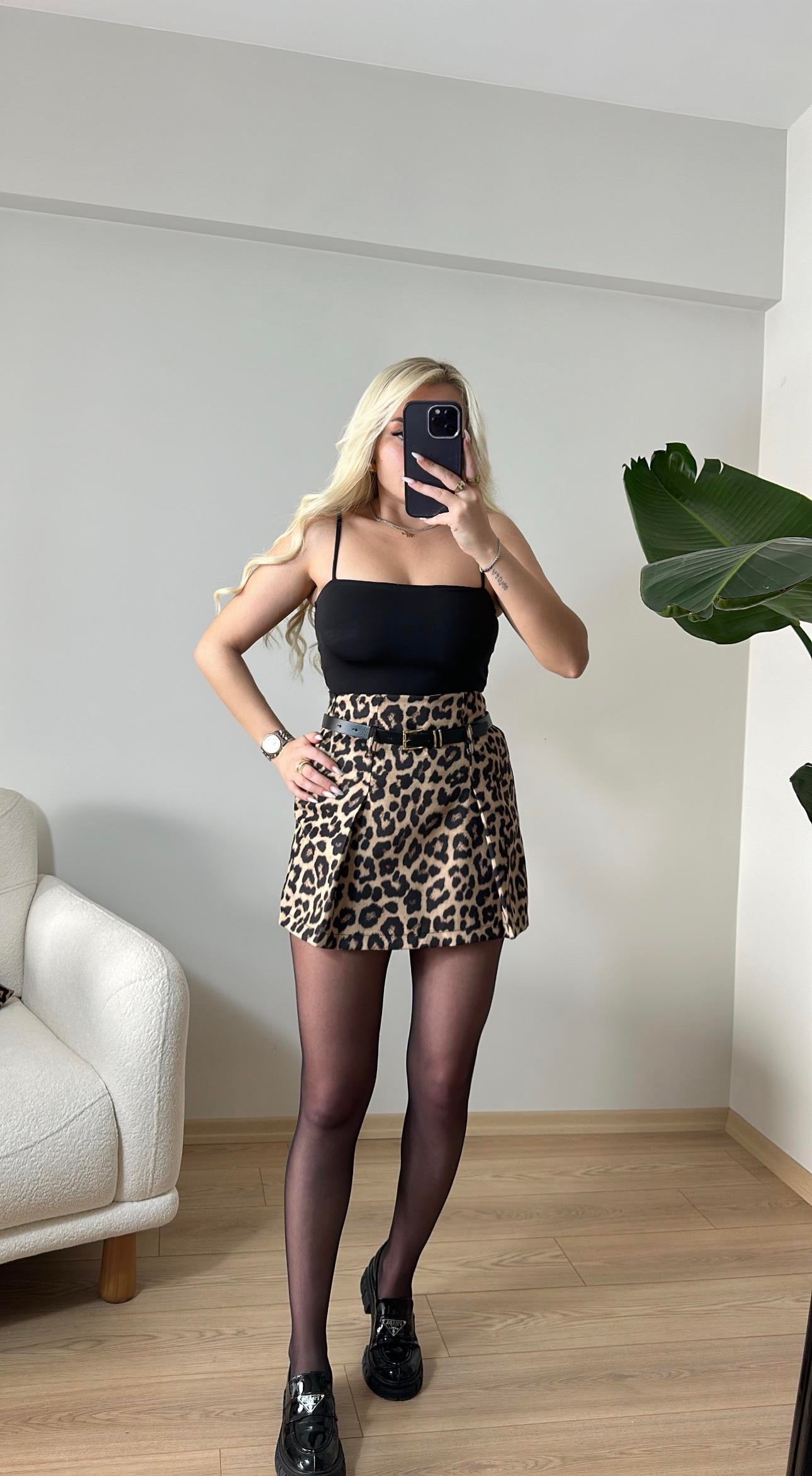 Leopar Kemerli Şort Etek