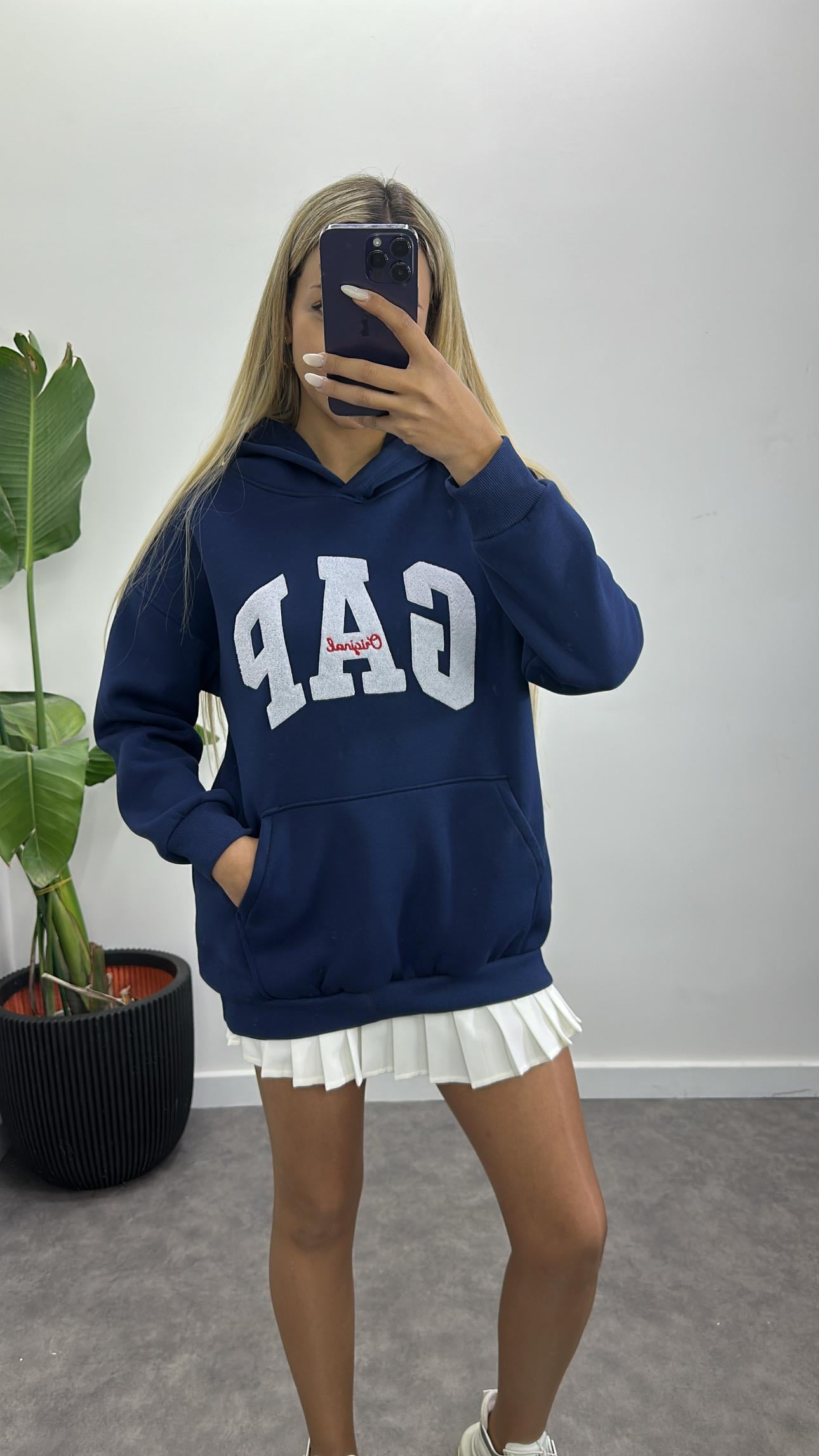 Marka Model Şardonlu Sweatshirt