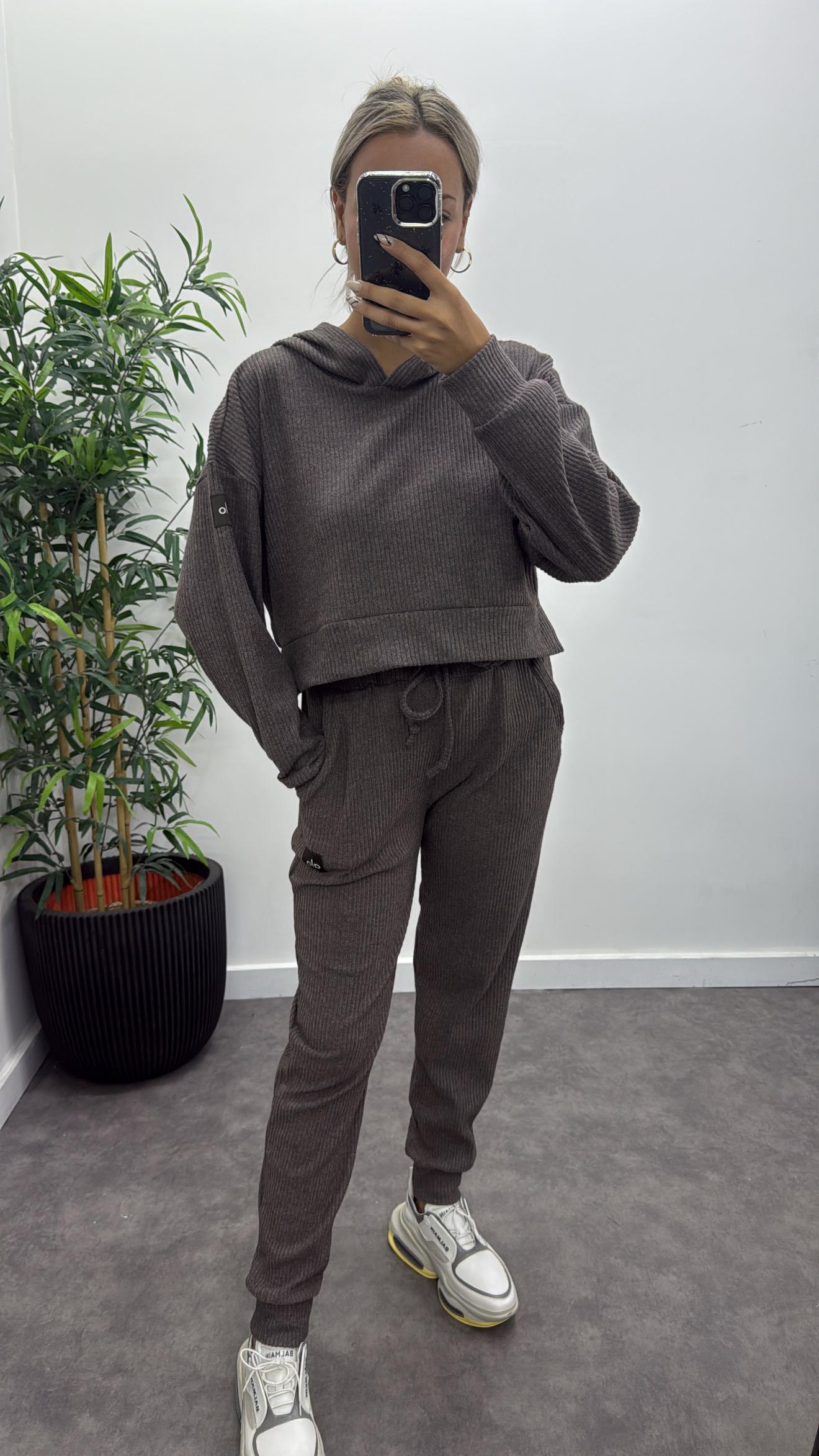 Orj Marka Armarlı Yumoş Takım