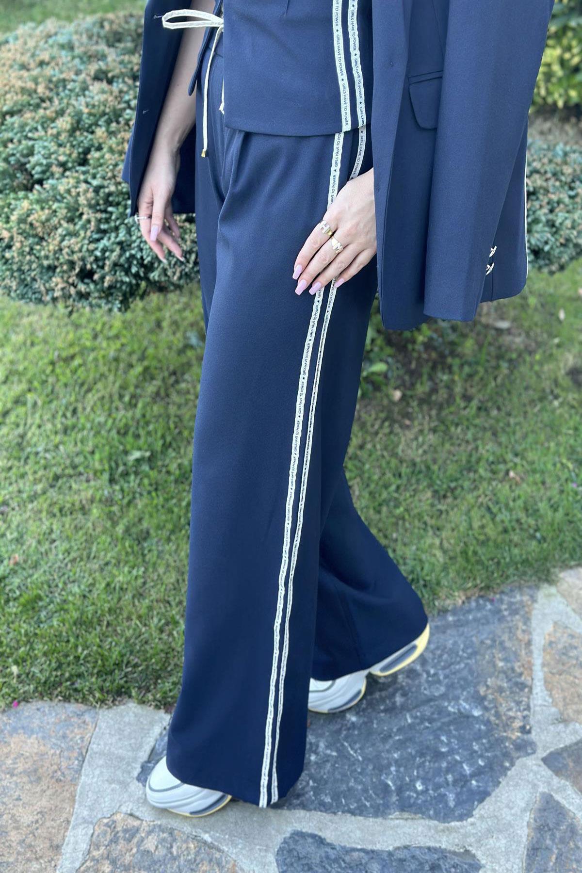 Paraşüt Yazı Detay Pantalon