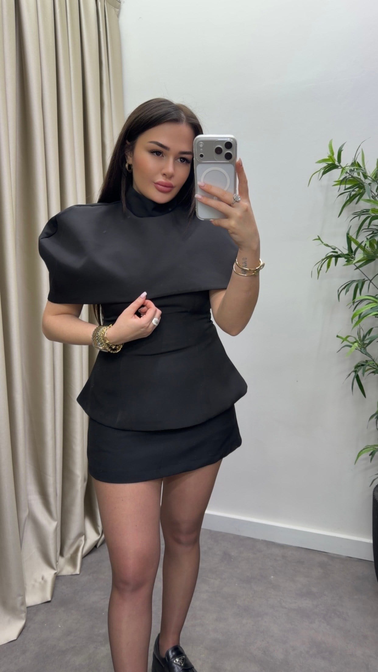 Pelerin Detaylı Tasarım Bluz