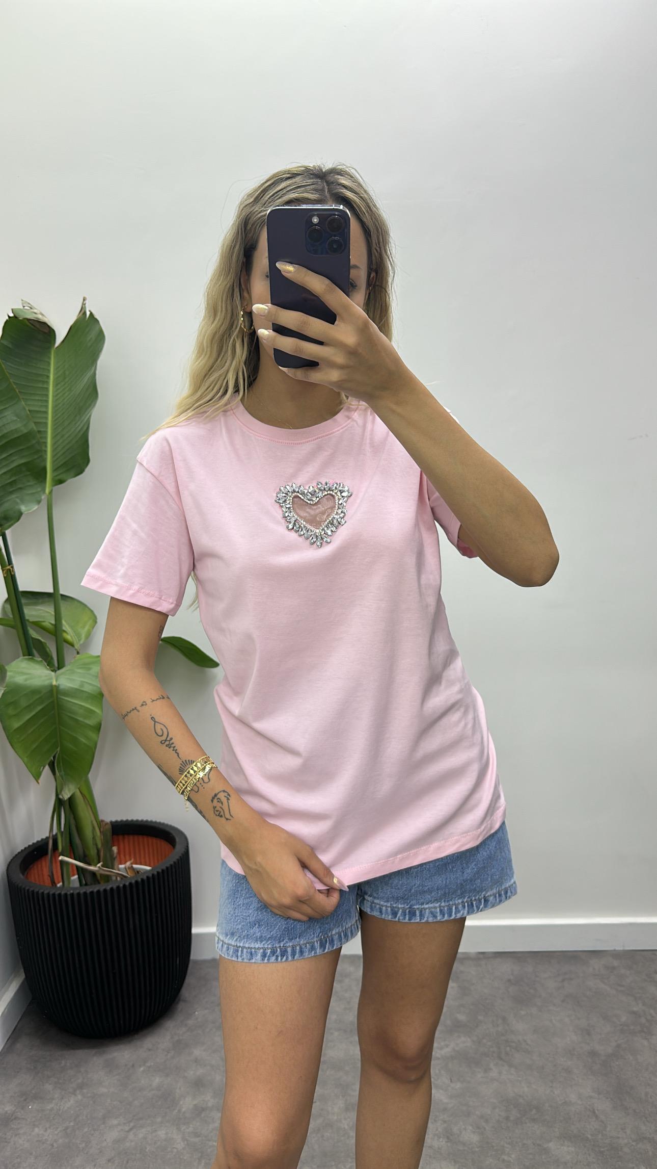 Taşlı Kalpli T-Shirt