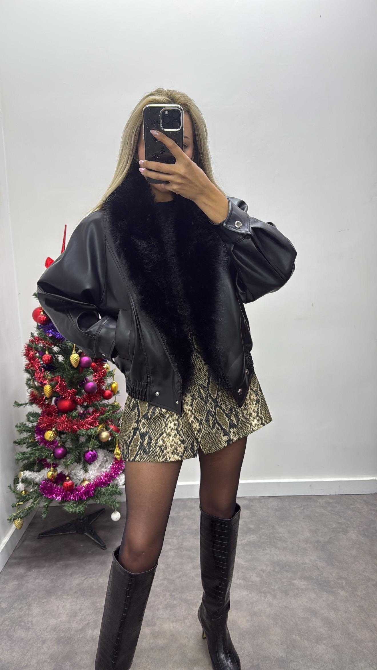 Yaka Kürk Detay Deri Ceket