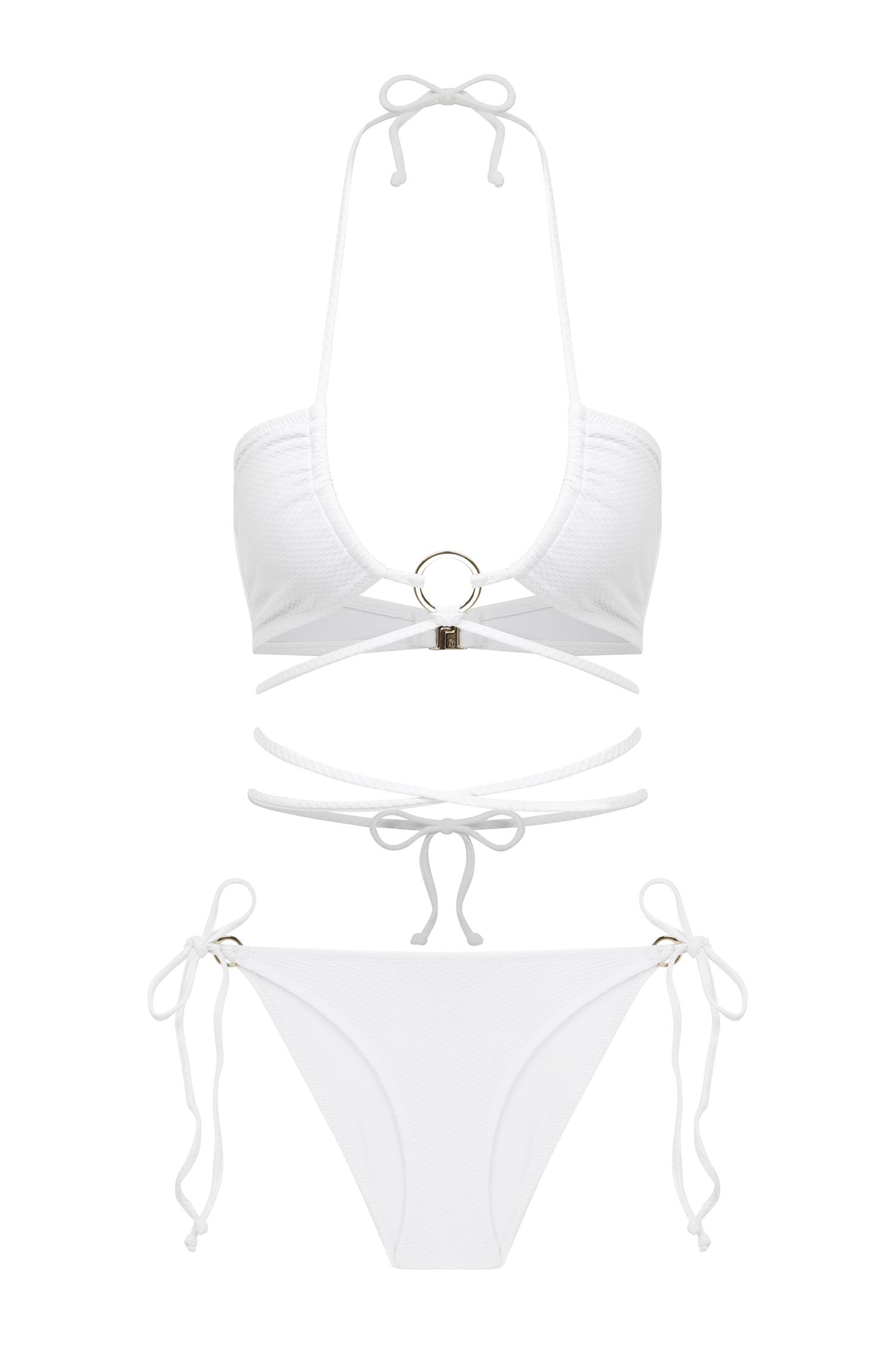 Aksesuarlı Bağlamalı Halter Yaka Dokulu Beyaz Bikini Takım