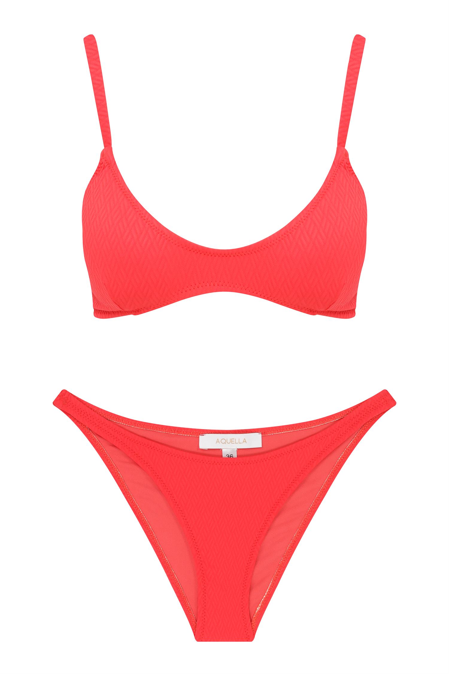 U Kesim Üçgen Kırmızı Dokulu Bikini Takım