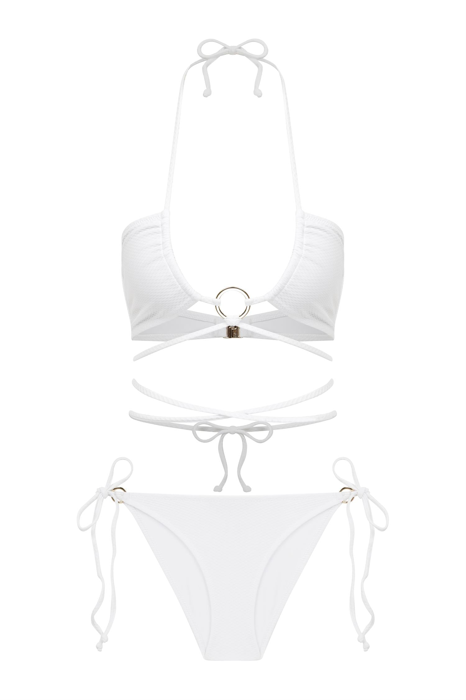 Aksesuarlı Bağlamalı Halter Yaka Dokulu Beyaz Bikini Takım