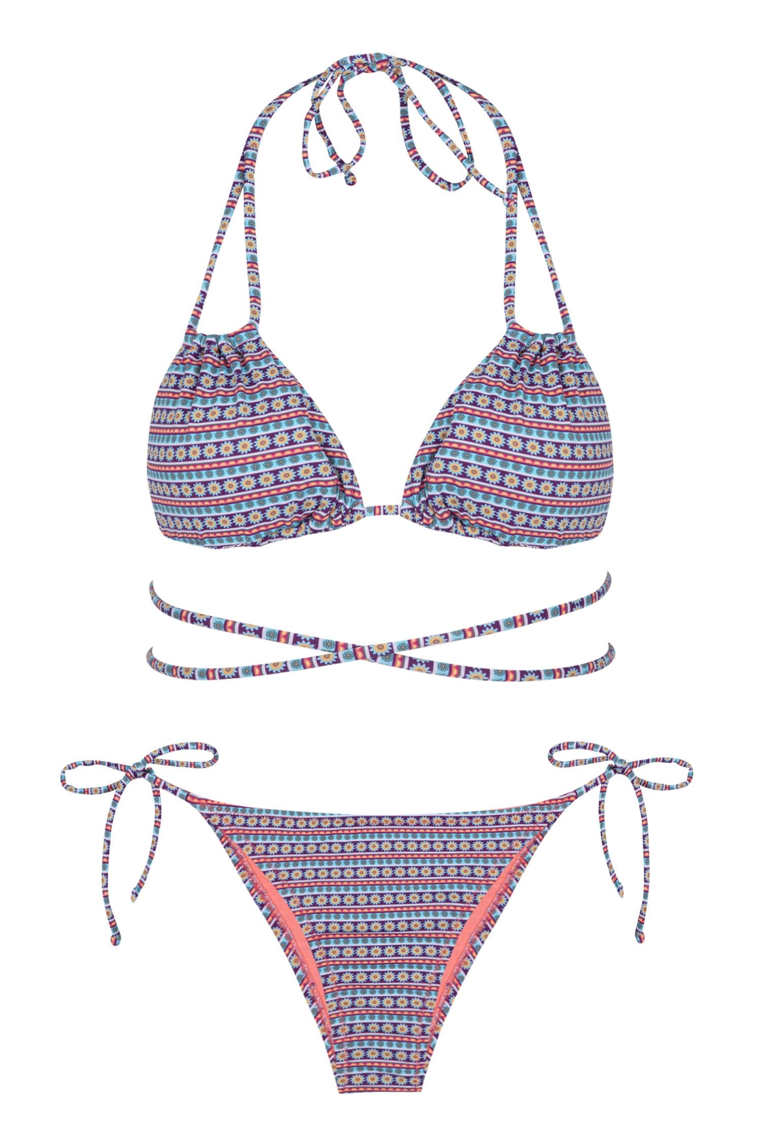 Bağlama Detaylı Desenli Üçgen Bikini Takım