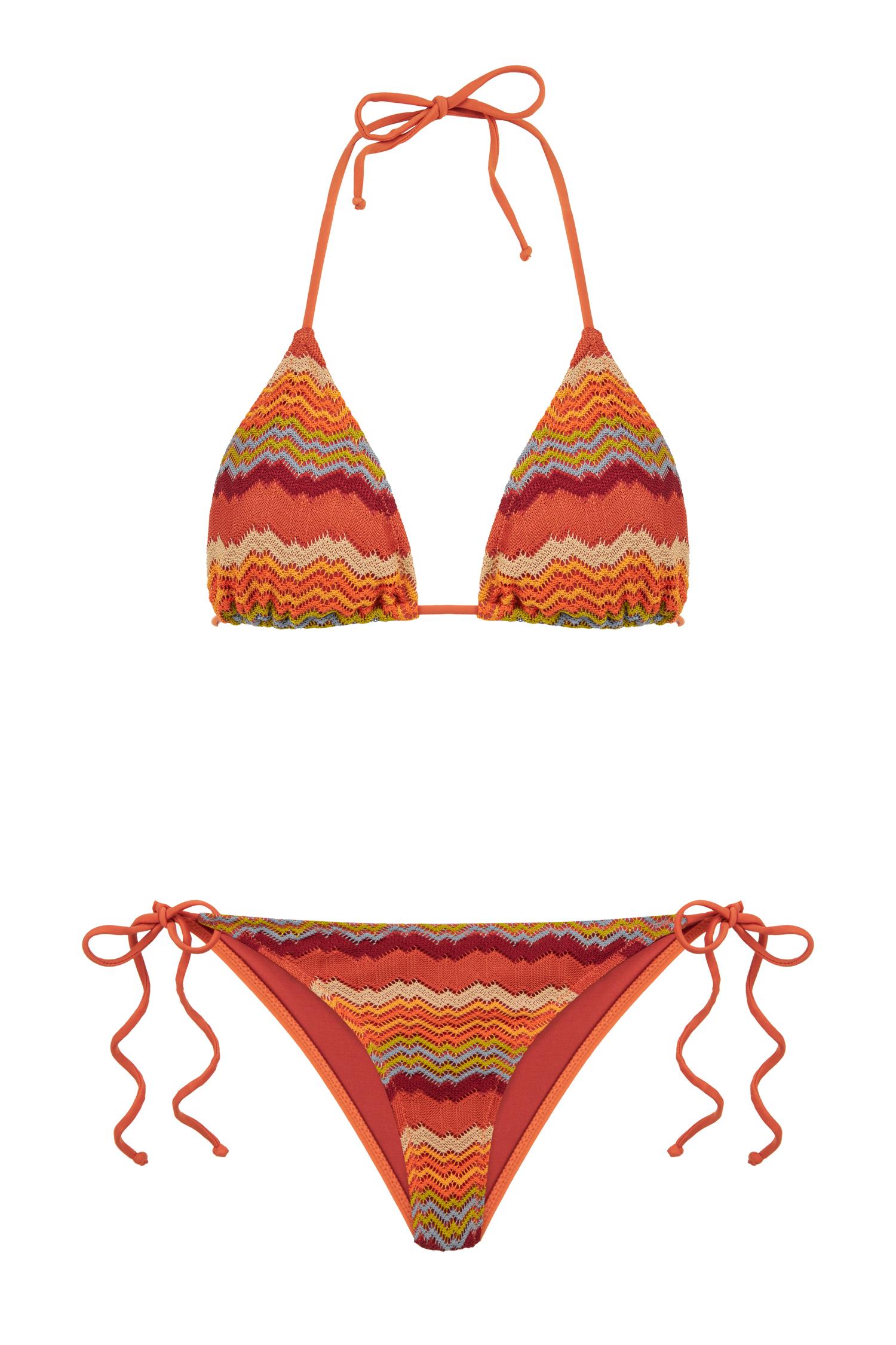 Büzgü Detaylı Renkli Triko Üçgen Bikini Takım