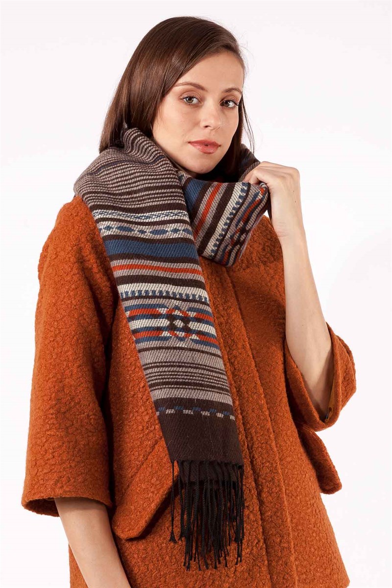 Kilim Desenli Püsküllü Şal -Lacivert Desenli