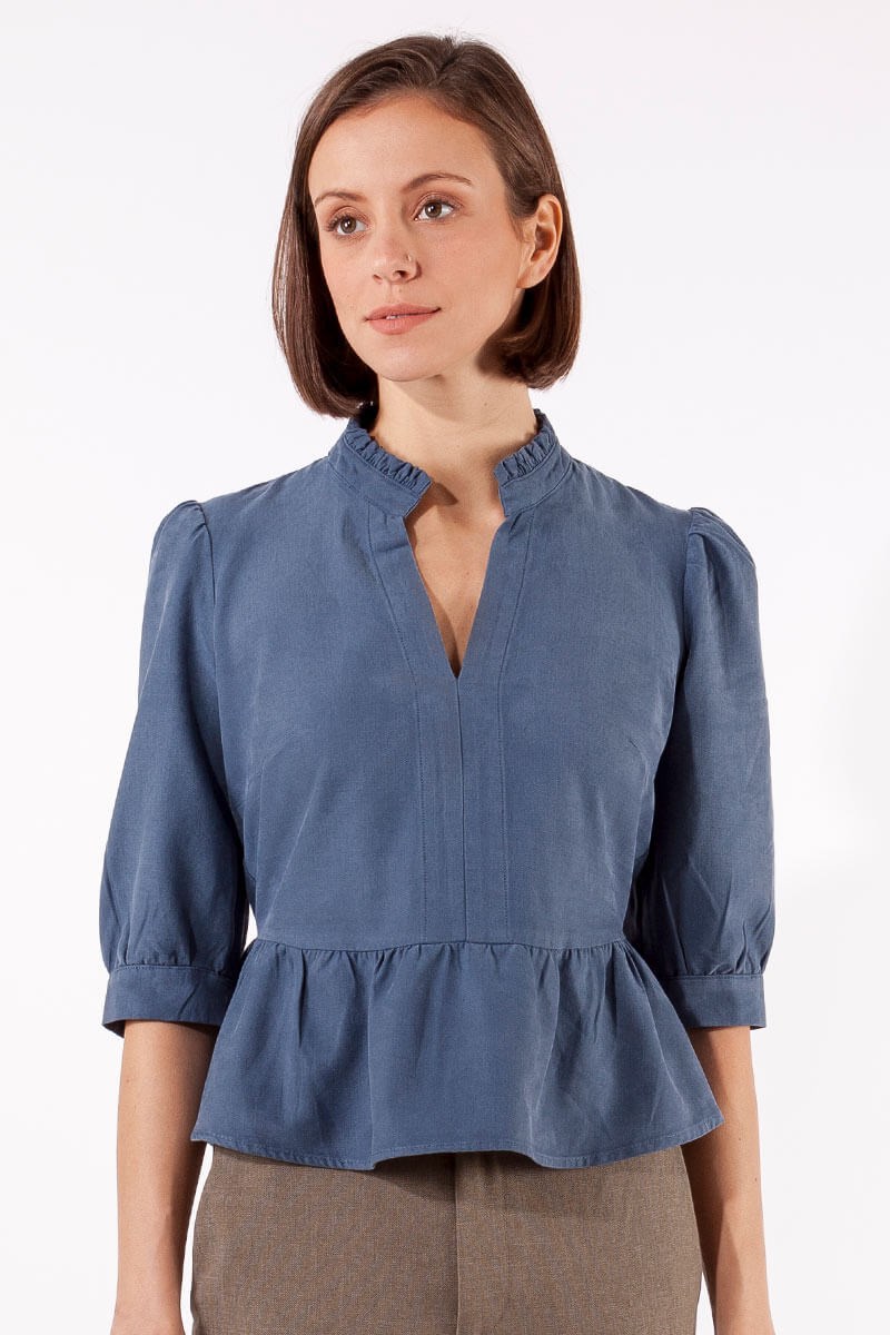 Yaka Detaylı Bluz - Mavi