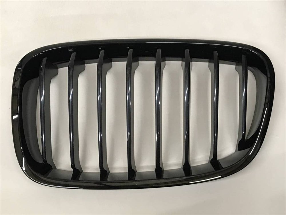 BMWSOL ÖN SİYAH PARLAK IZGARA