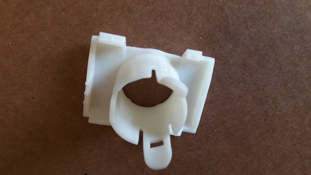 BMWTUTUCU, PDC-İÇ SAĞ