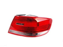 BMWBMW ORİJİNAL ARKA LAMBA, ÇAMURLUK-SAĞ 63217174404