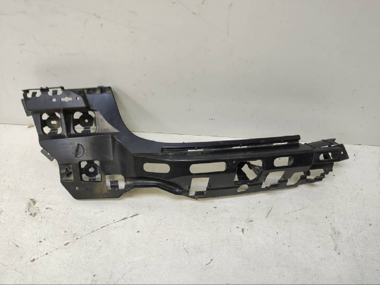 BMWBMW ORİJİNAL ARKA TAMPON YAN BRAKETİ İÇ 51127469363