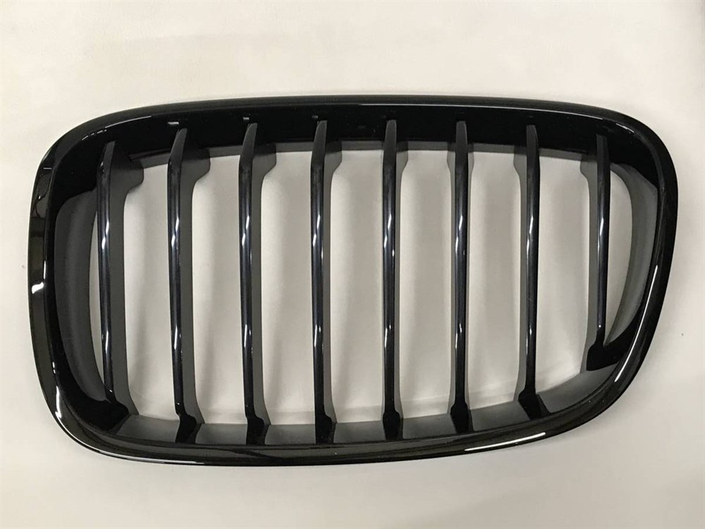 BMWSOL ÖN SİYAH PARLAK IZGARA