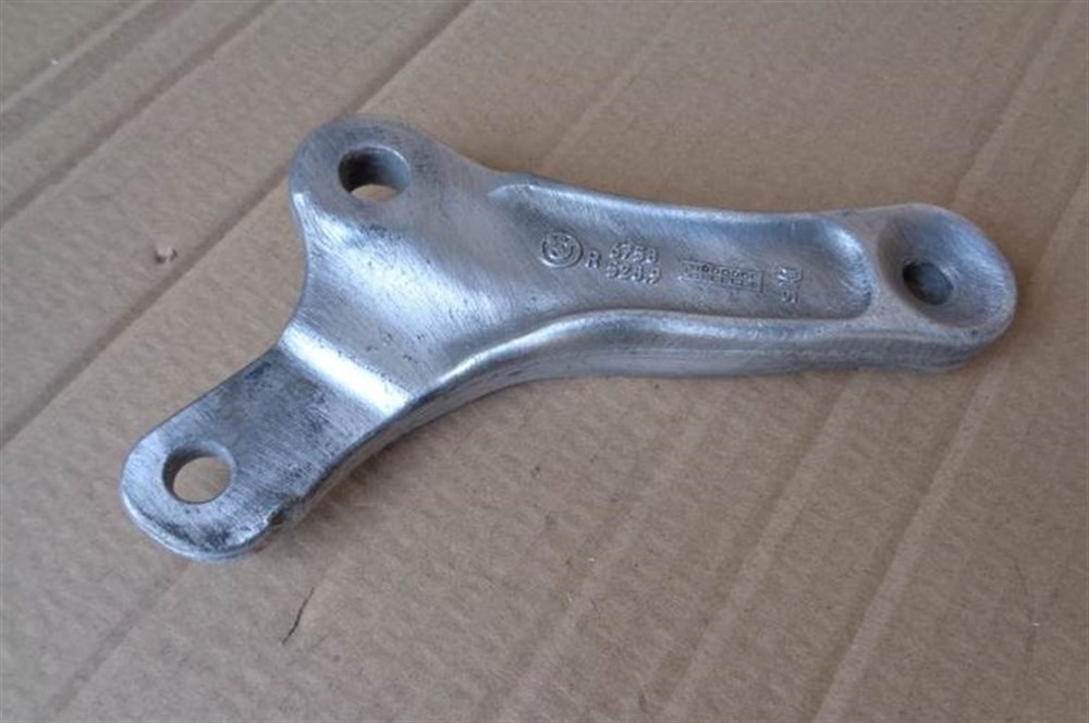 BMWTUTUCU, VİRAJ ASKI ÇUBUĞU-SAĞ