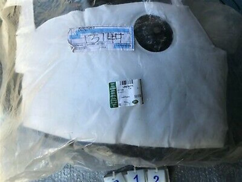 LAND ROVERLAND ROVER ORİJİNAL ON CAMURLUK ARKA DAVLUMBAZ SAG(3.0L V6) LR076771