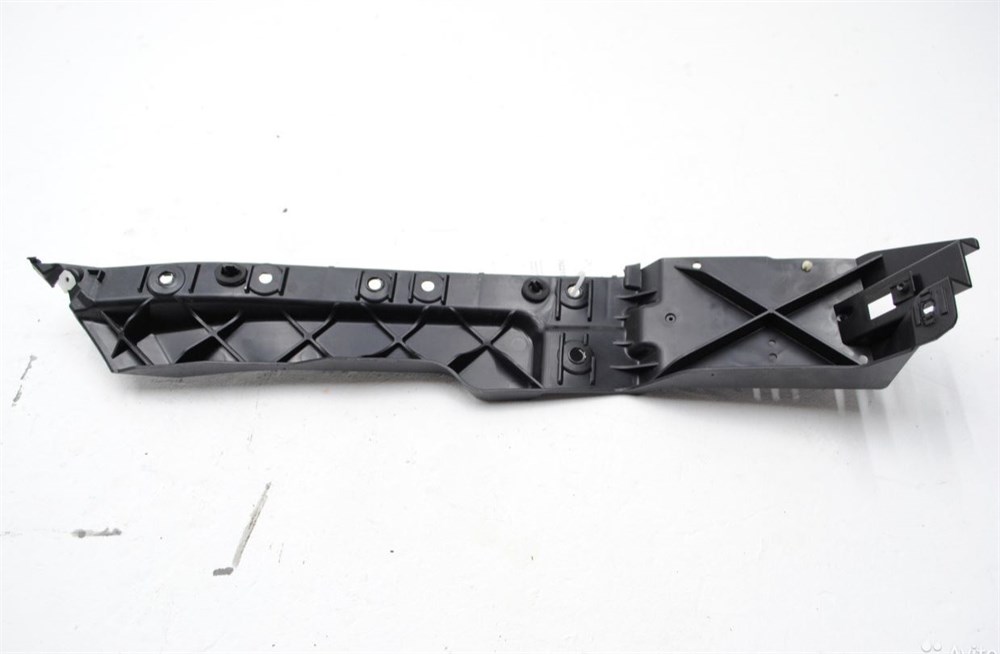 LAND ROVERLAND ROVER ORİJİNAL TAMPON TUTUCUSU LR087705