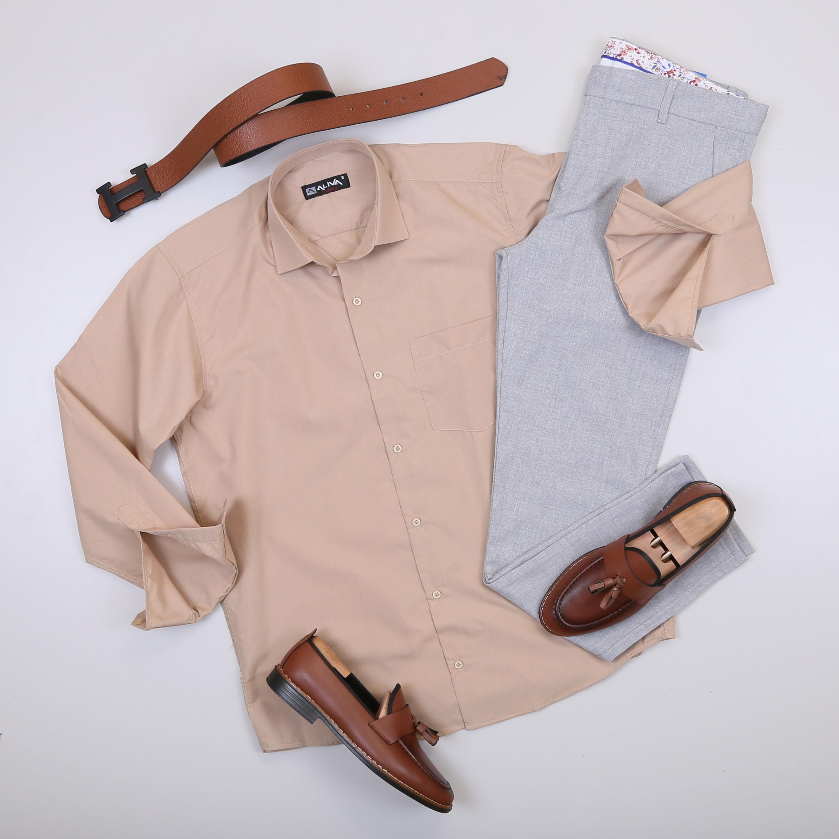 Bej Gömlek Gri Pantolon Ayakkabı Kombin