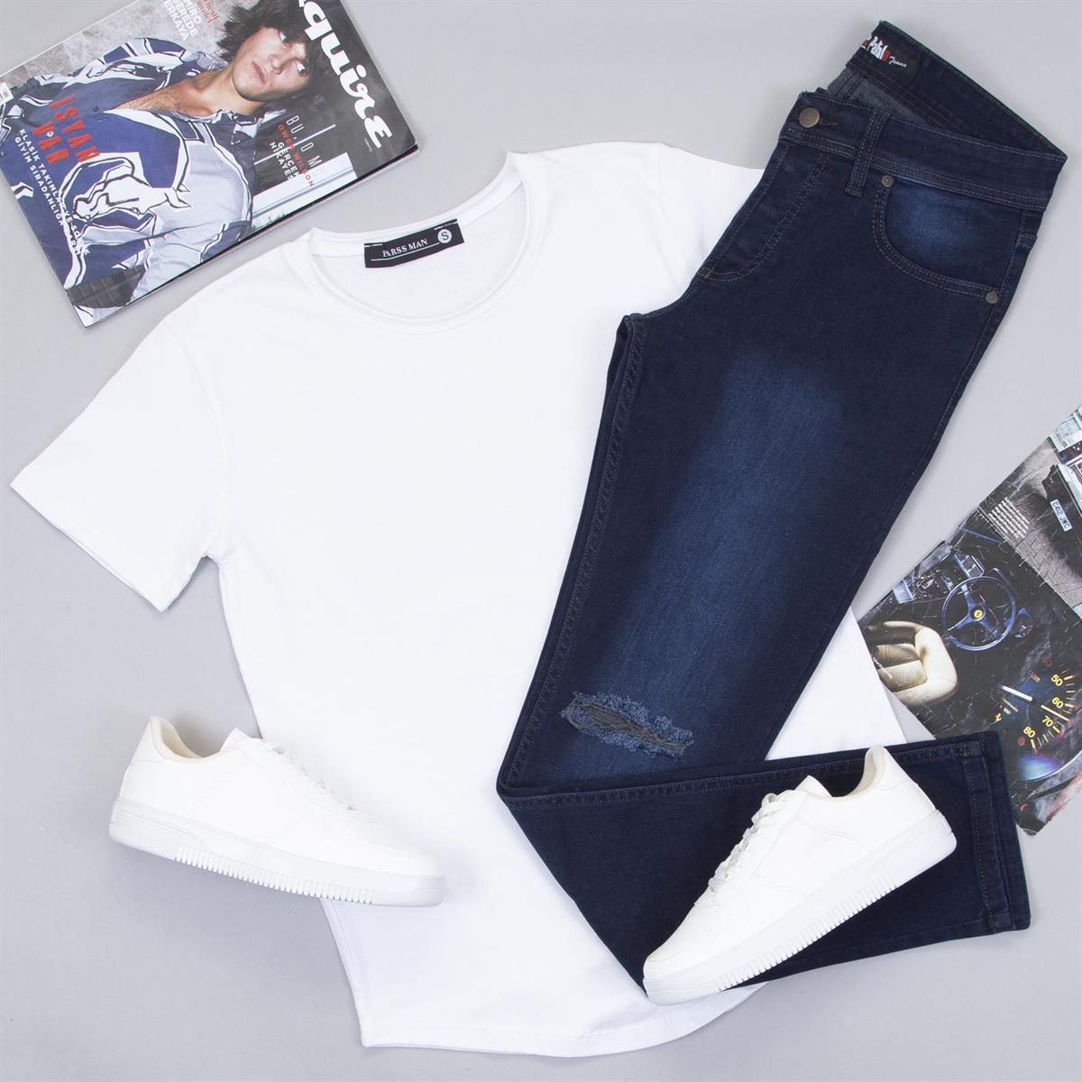 Beyaz Basic Tişört Pantolon Ayakkabı Kombin