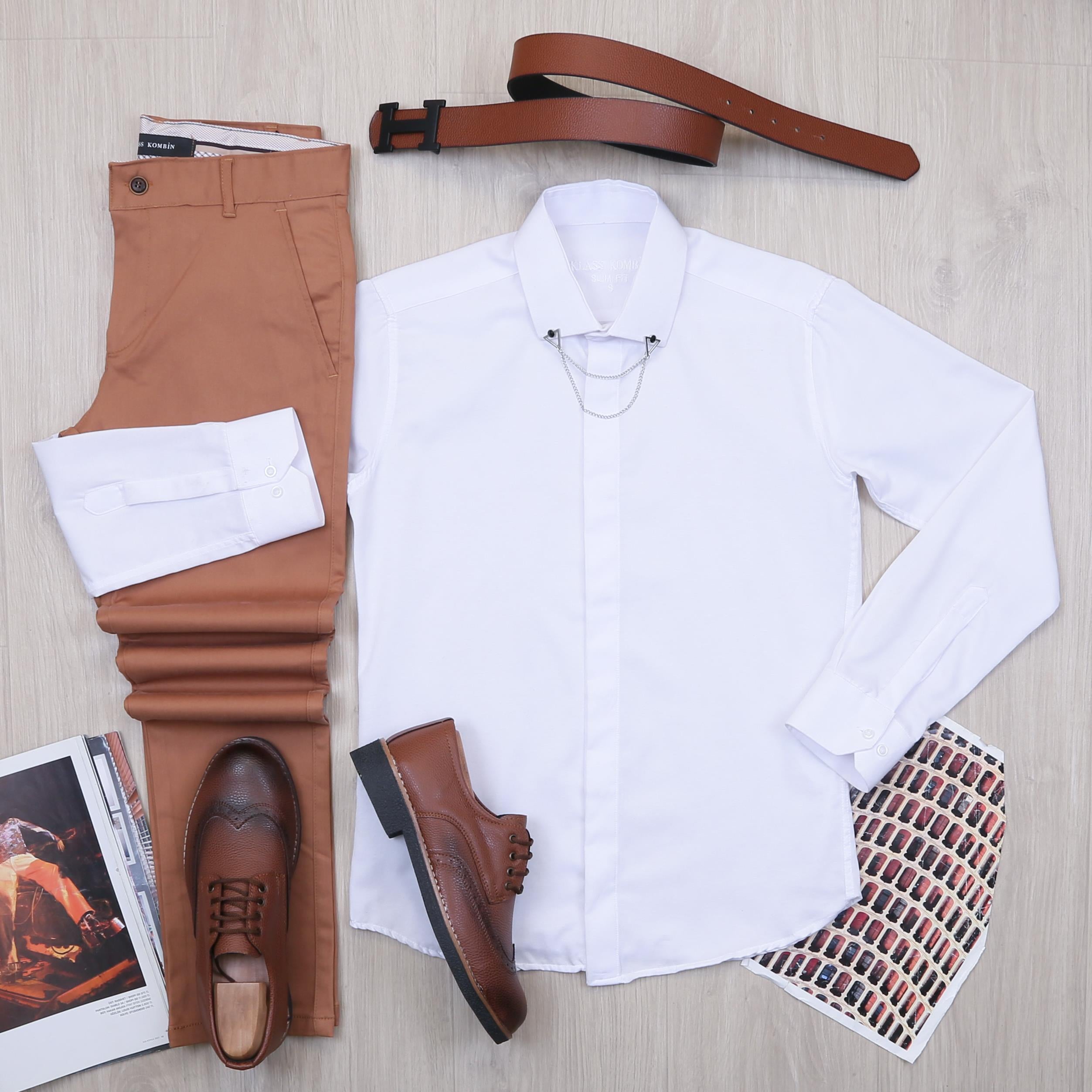 Beyaz Gömlek Taba Pantolon Ayakkabı Kombin