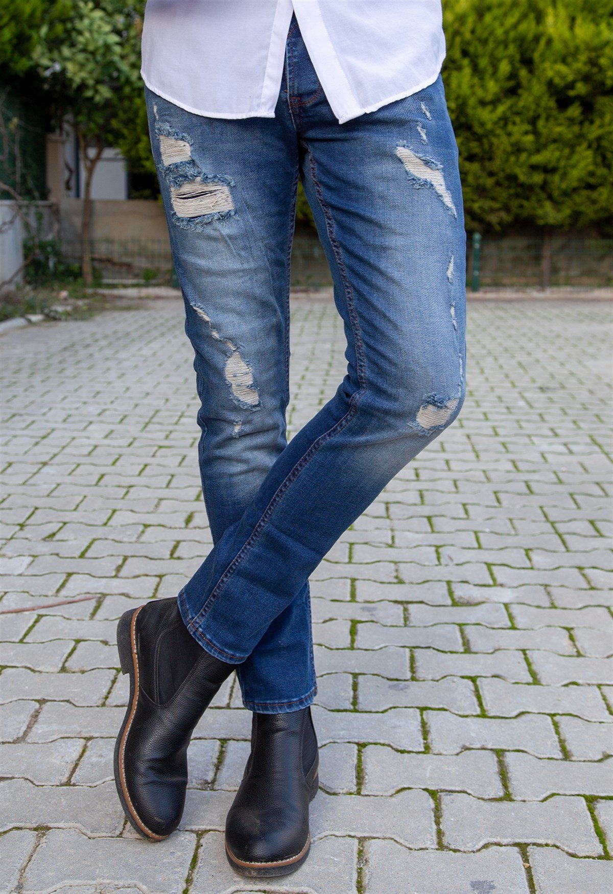 ERKEK LİKRALI YIRTIKLI MODEL 1 JEAN YIRTIKLI MODEL 1