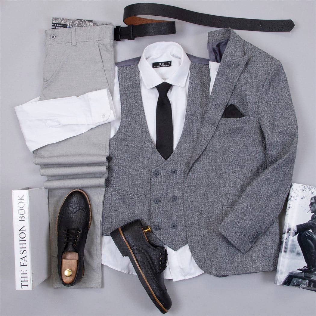 Gri Takım Elbise Kombini