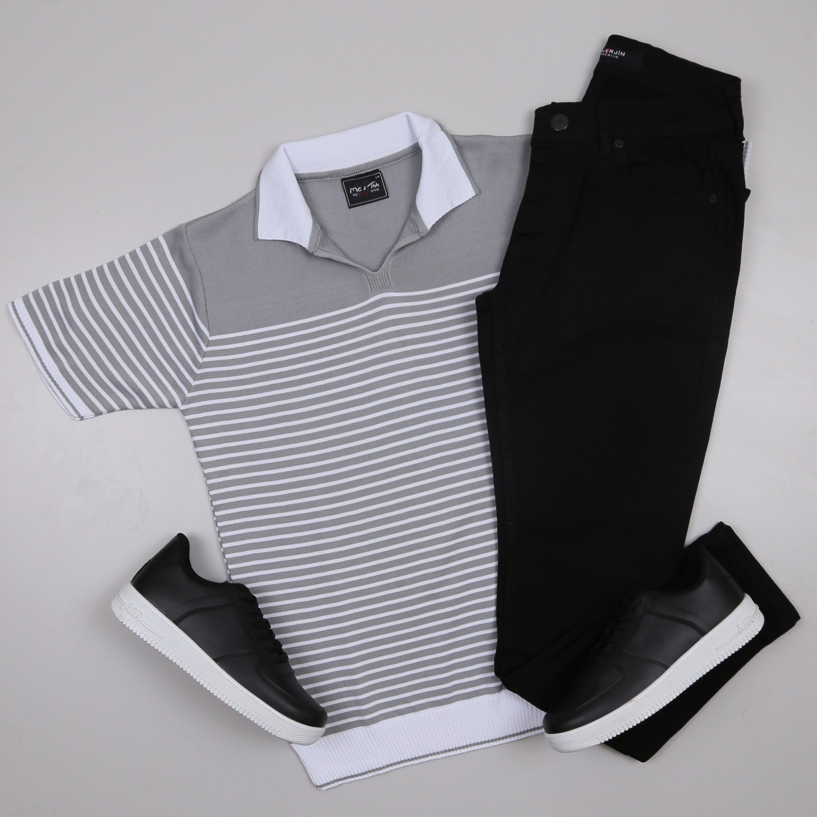Gri Triko Polo Yaka Tişört Siyah Pantolon Ayakkabı Kombin