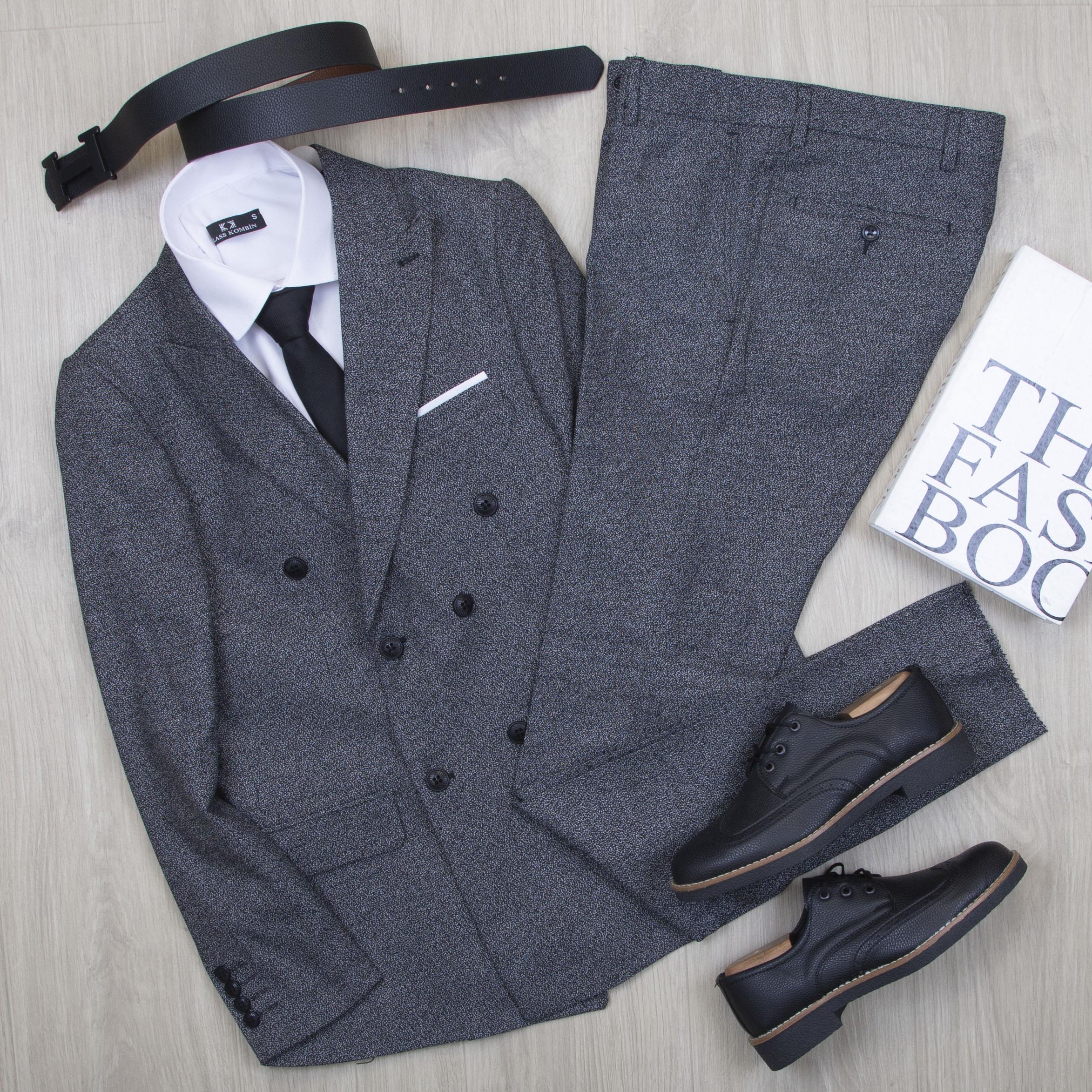 Kırçıllı Kruvaze Takım Elbise Kombini