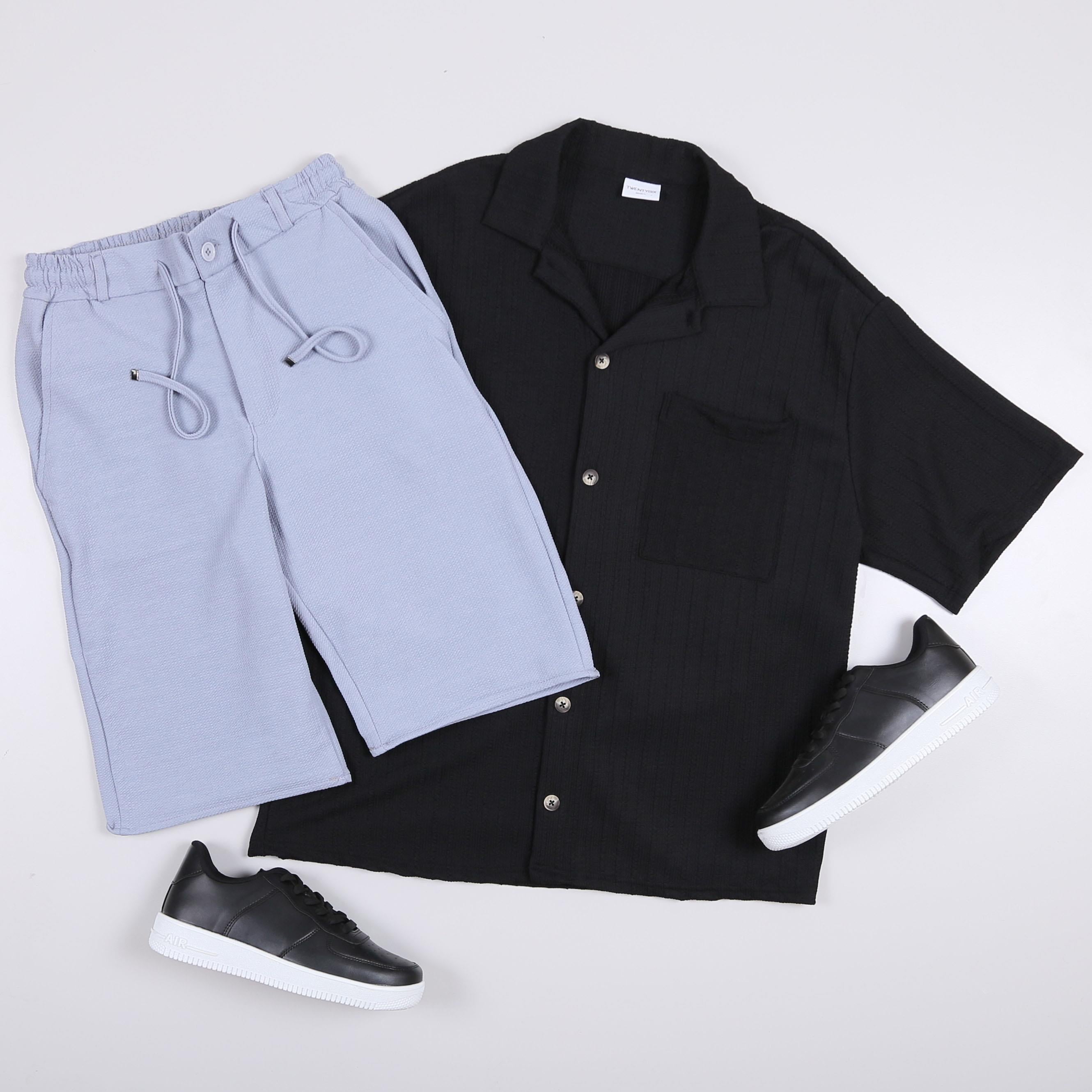 Siyah Gömlek Şort Ayakkabı Kombin