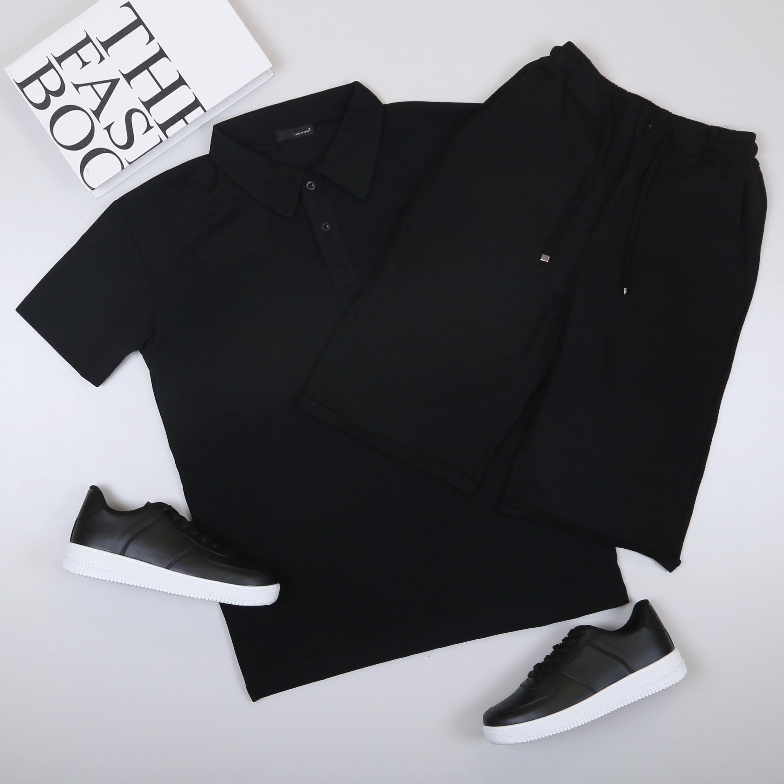 Siyah Polo Yaka Tişört Şort  Ayakkabı Kombin