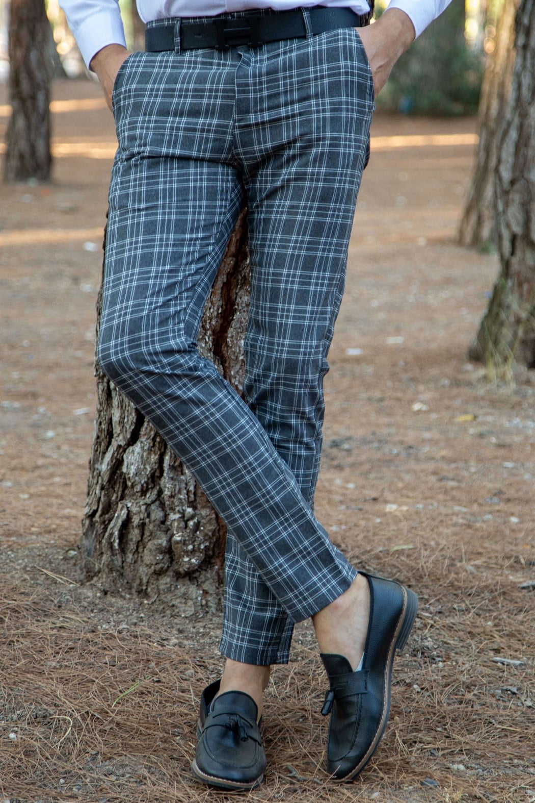 Slim fit yan cep detaylı ince kare ekoseli füme kumaş pantolon