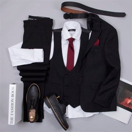 Siyah Takım Elbise Kombini