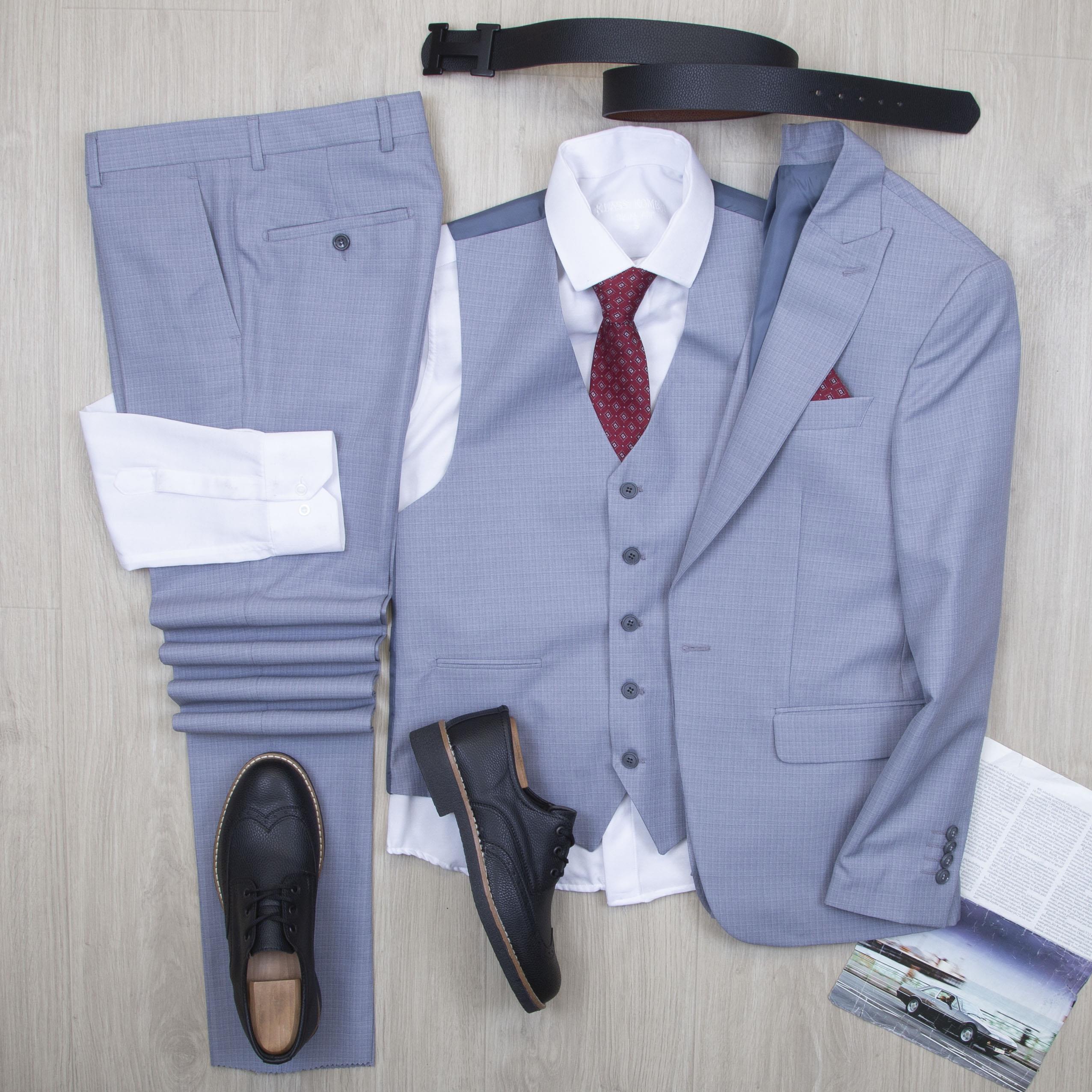 Açık Mavi Takım Elbise Kombini