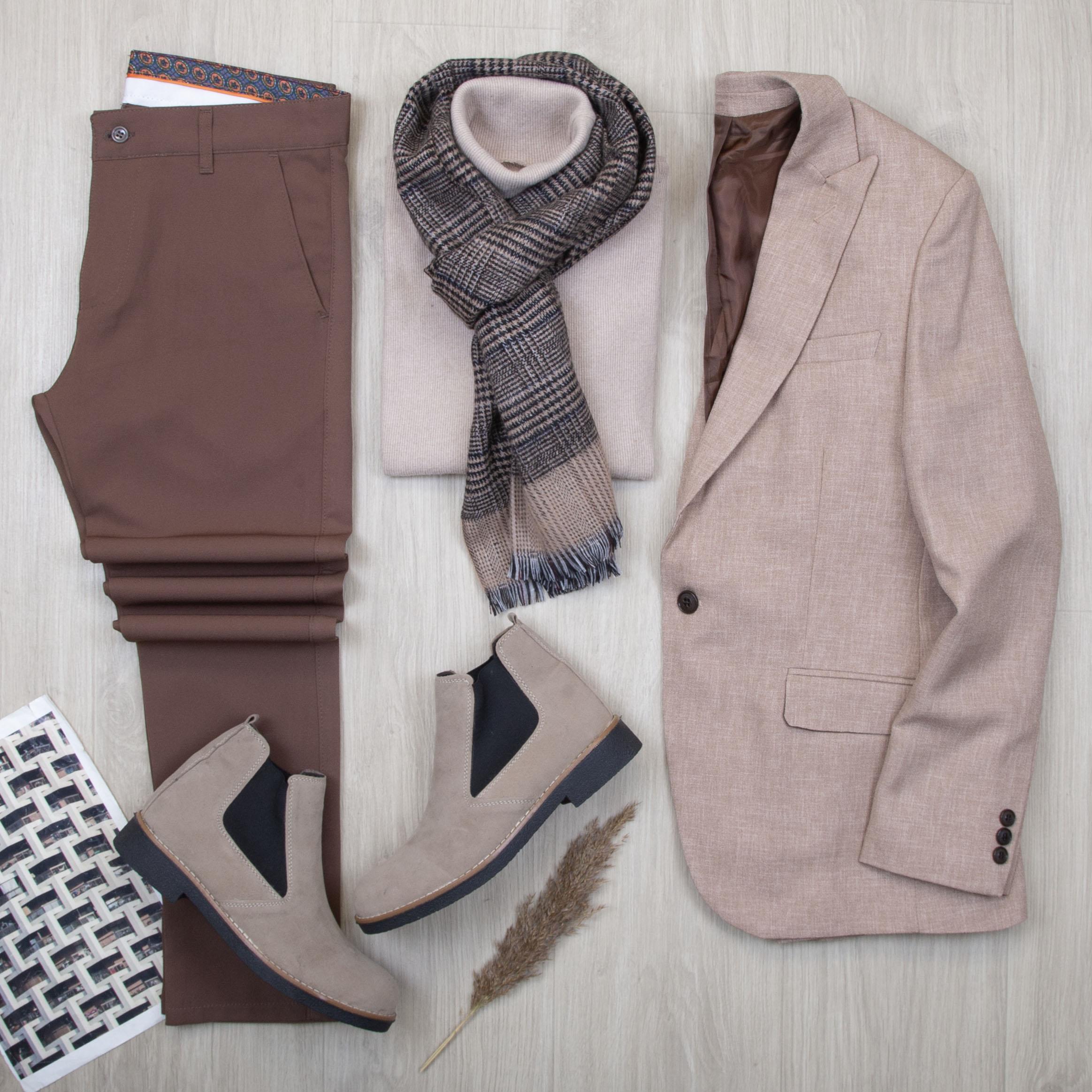 Bej Blazer Ceket Boğazlı Body Pantolon Bot Kombin