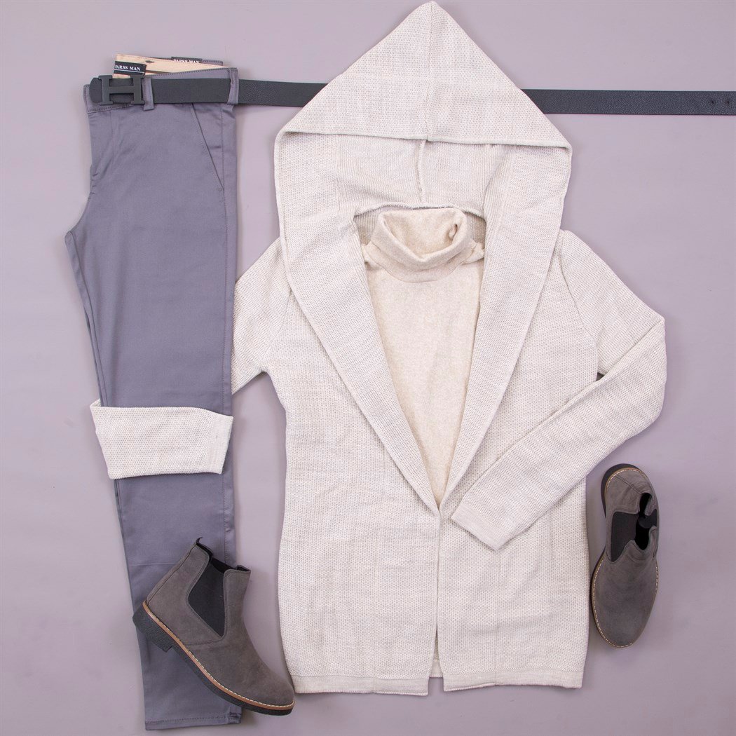 Bej Hırka Kazak Pantolon Bot Kombin