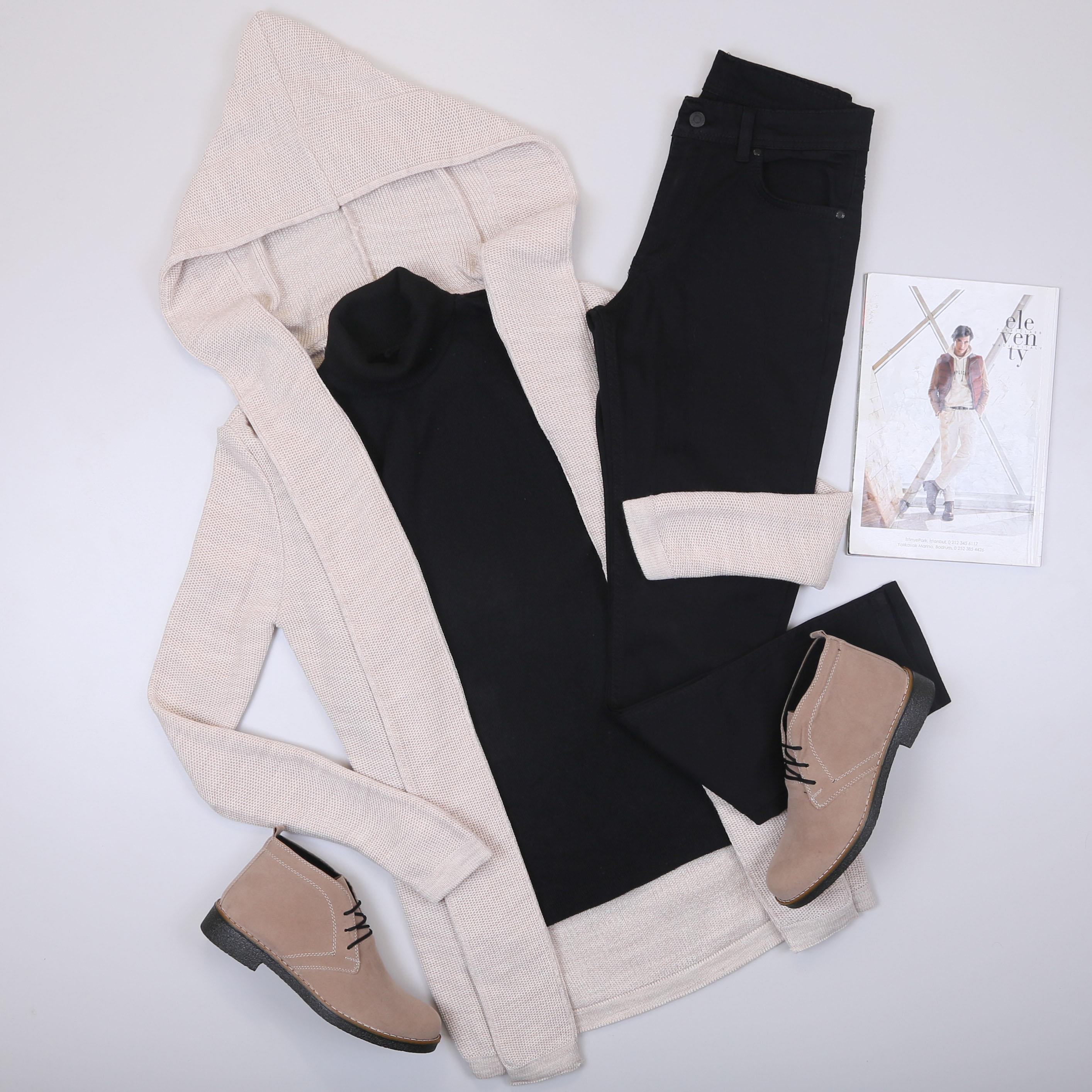 Bej Kapşonlu Hırka Boğazlı Body Pantolon Bot Kombin