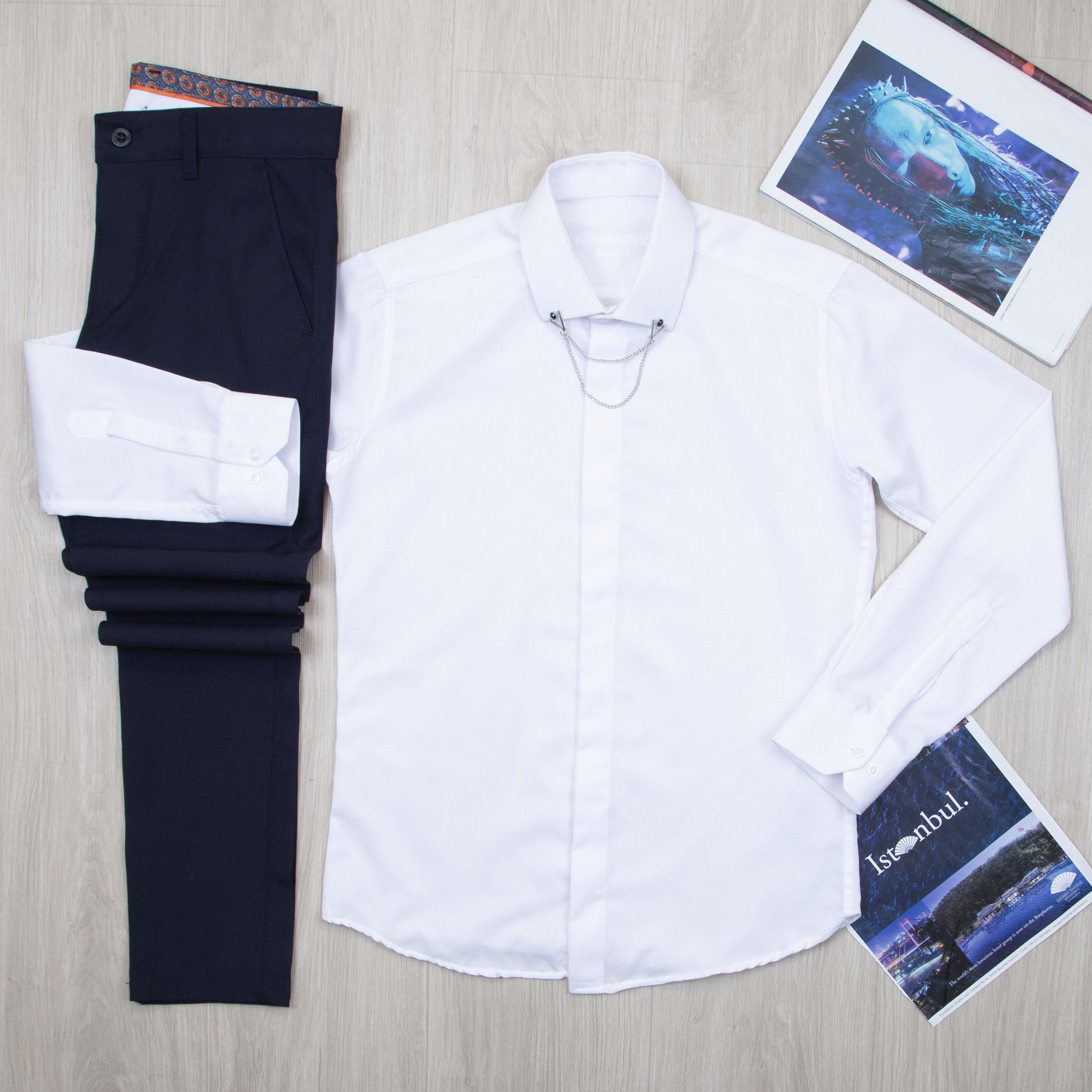 Beyaz Gömlek Lacivert Pantolon Kombin