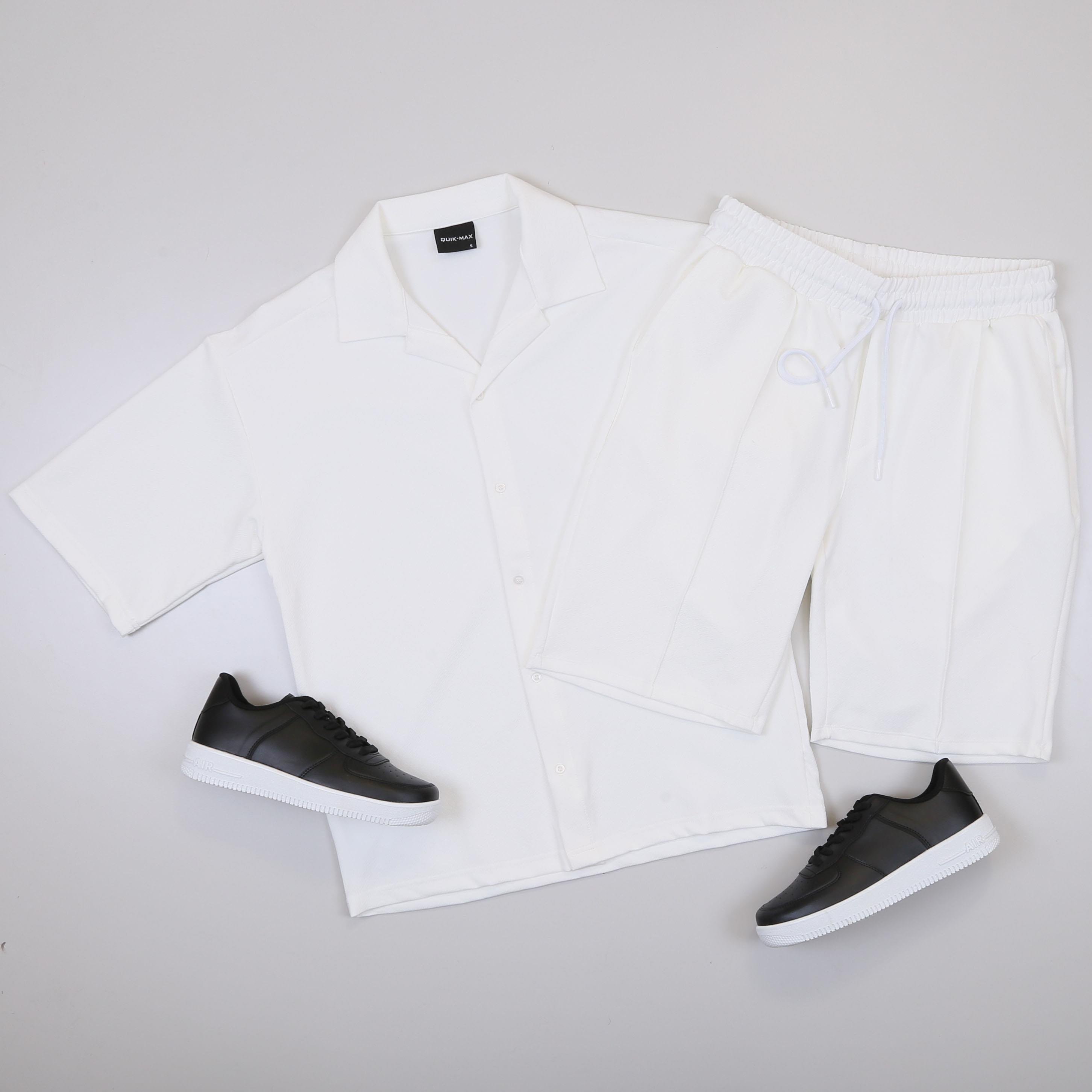 Beyaz Gömlek Şort  Ayakkabı Kombin