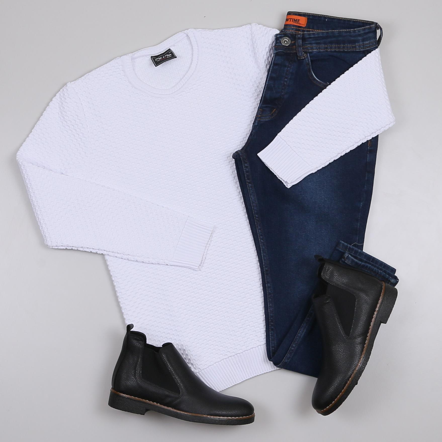 Beyaz Kazak Kot Pantolon Bot Kombini