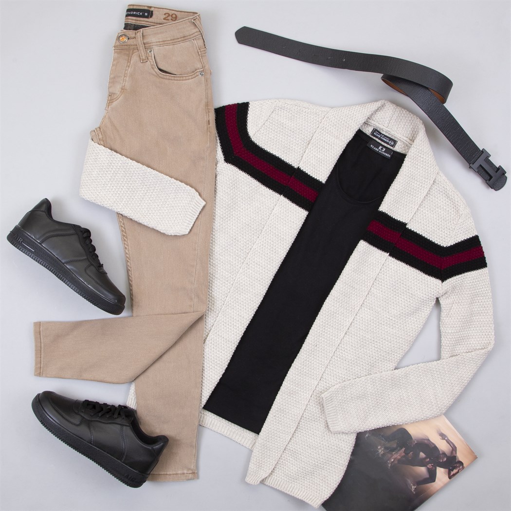 Çizgi Detaylı Bej Hırka Tişört Pantolon Ayakkabı Kombin