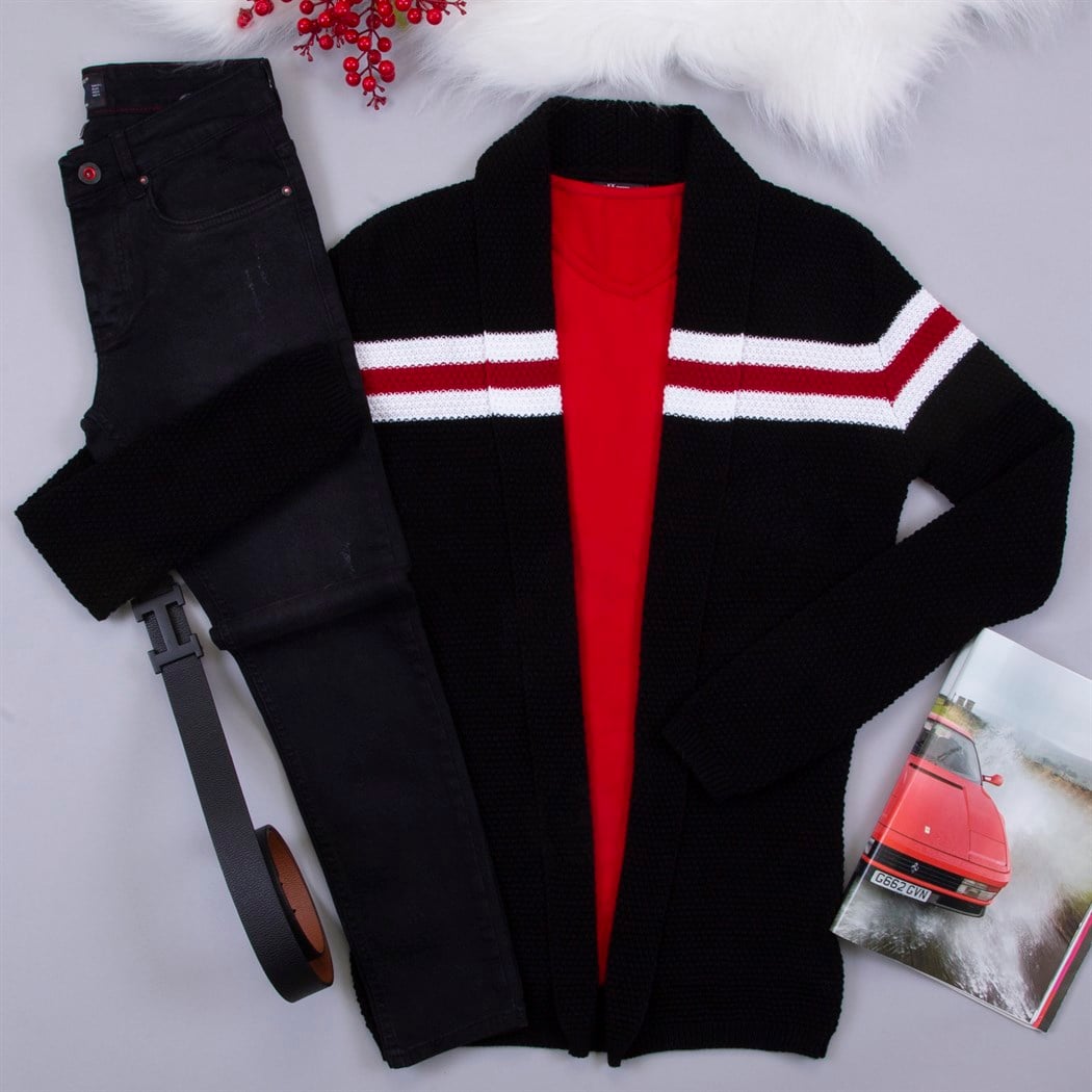 Çizgi Detaylı Siyah Hırka Tişört Pantolon Kombin