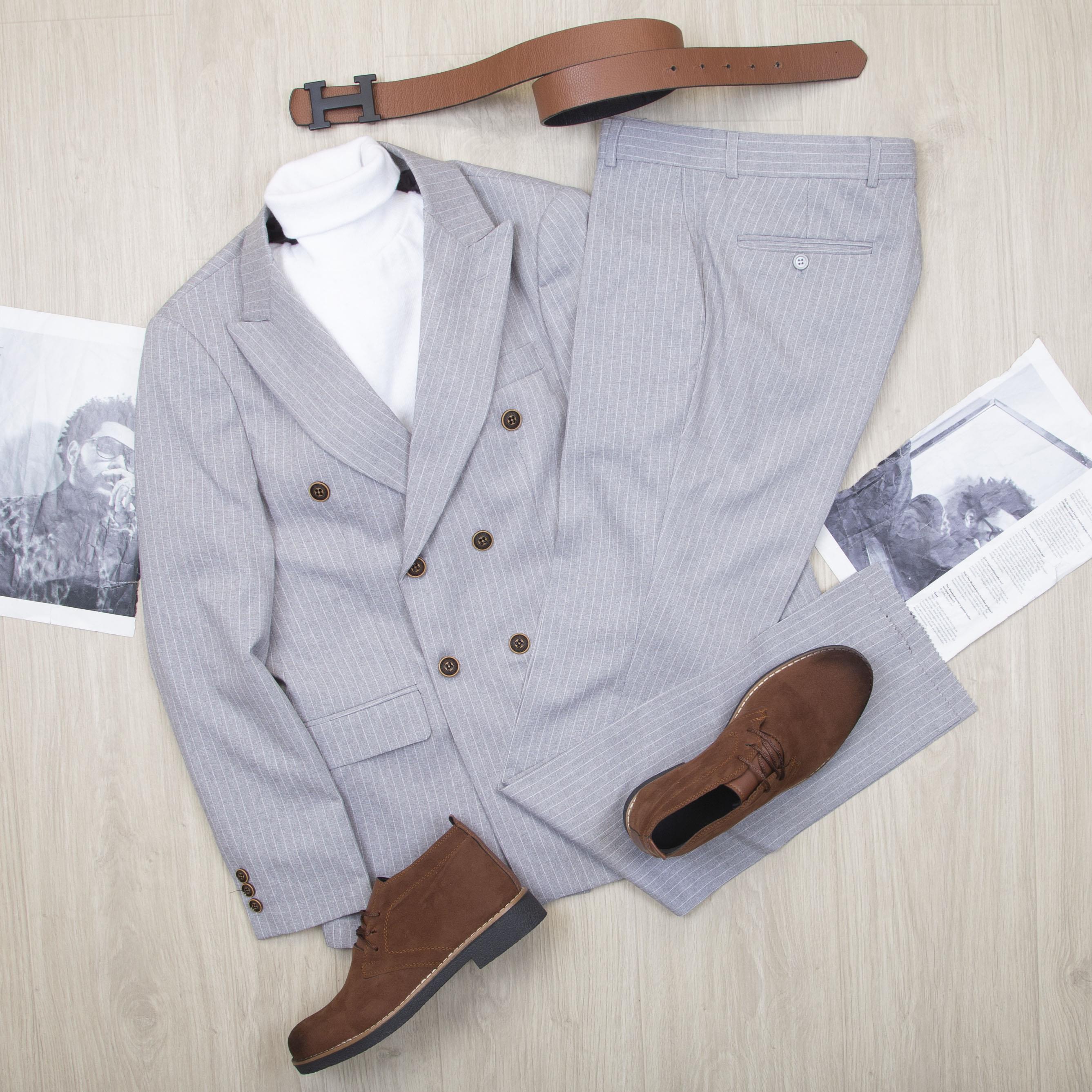 Çizgili Açık Gri Kruvaze Takım Elbise Kombini